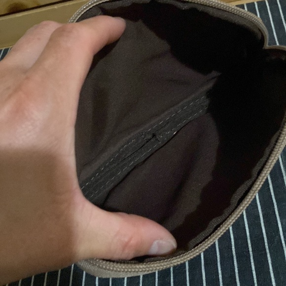 ETRO profumi(“cosmetic bag”) - Picture 7 of 9